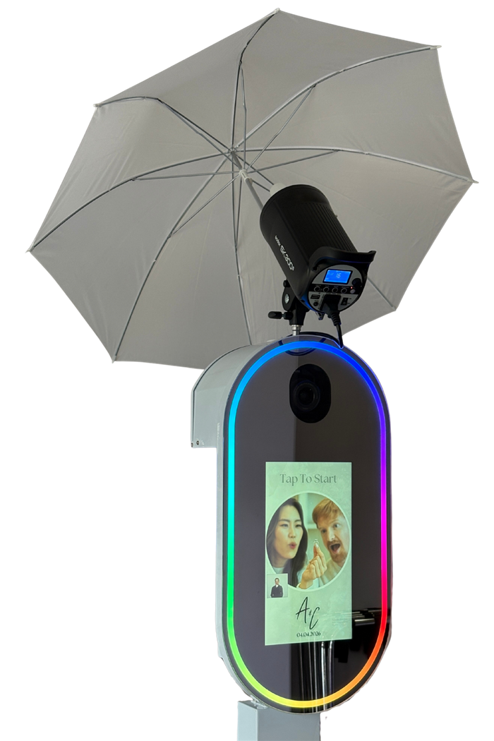 The Smileshine open-air photobooth, with umbrella light and RGB ring-lit touchscreen